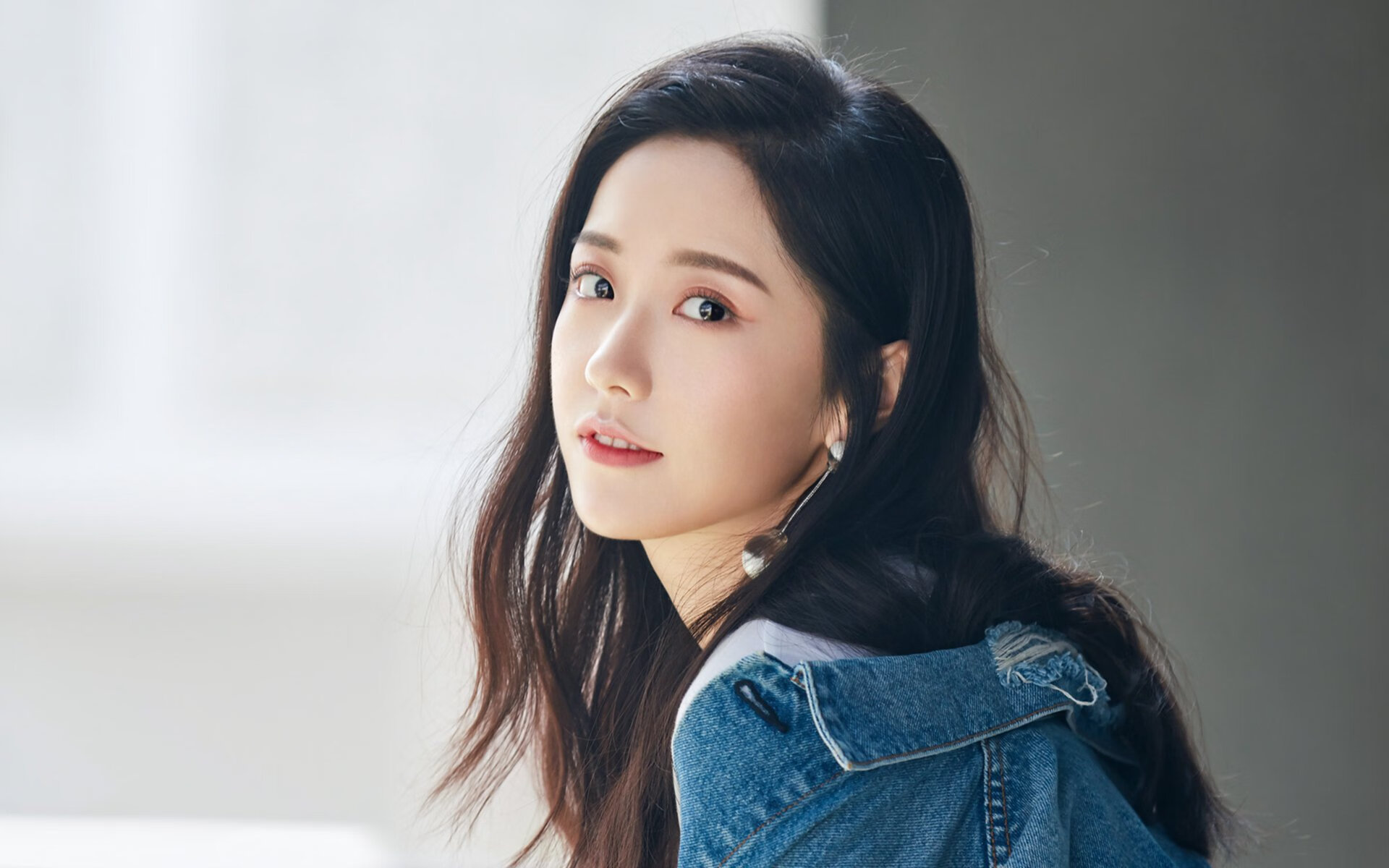 FB体育下载-法甲新秀崛起：未来巨星闪耀未来！，法甲前瞻2020-2021